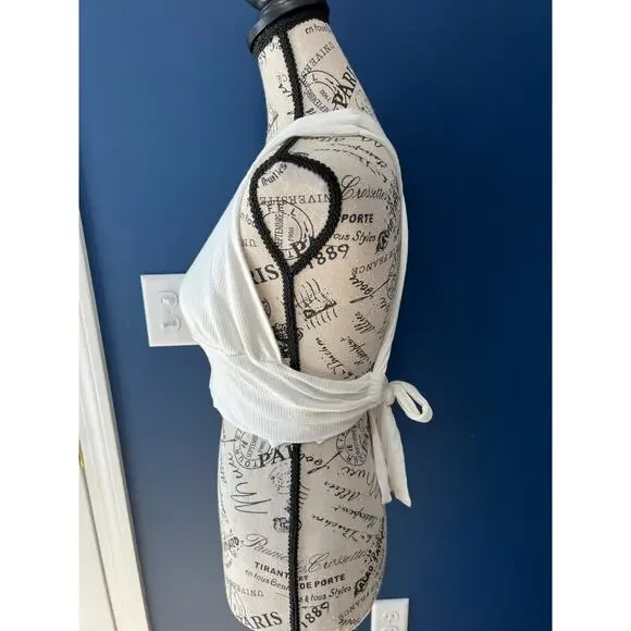 Blue Blush white halter crisscross back Tie crop top - Picture 5 of 5